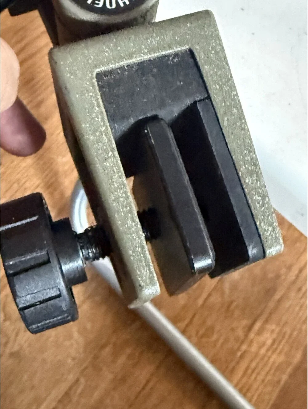 Vintage Bushnell Tabletop Clamp Camera Vice Mount Good Condition